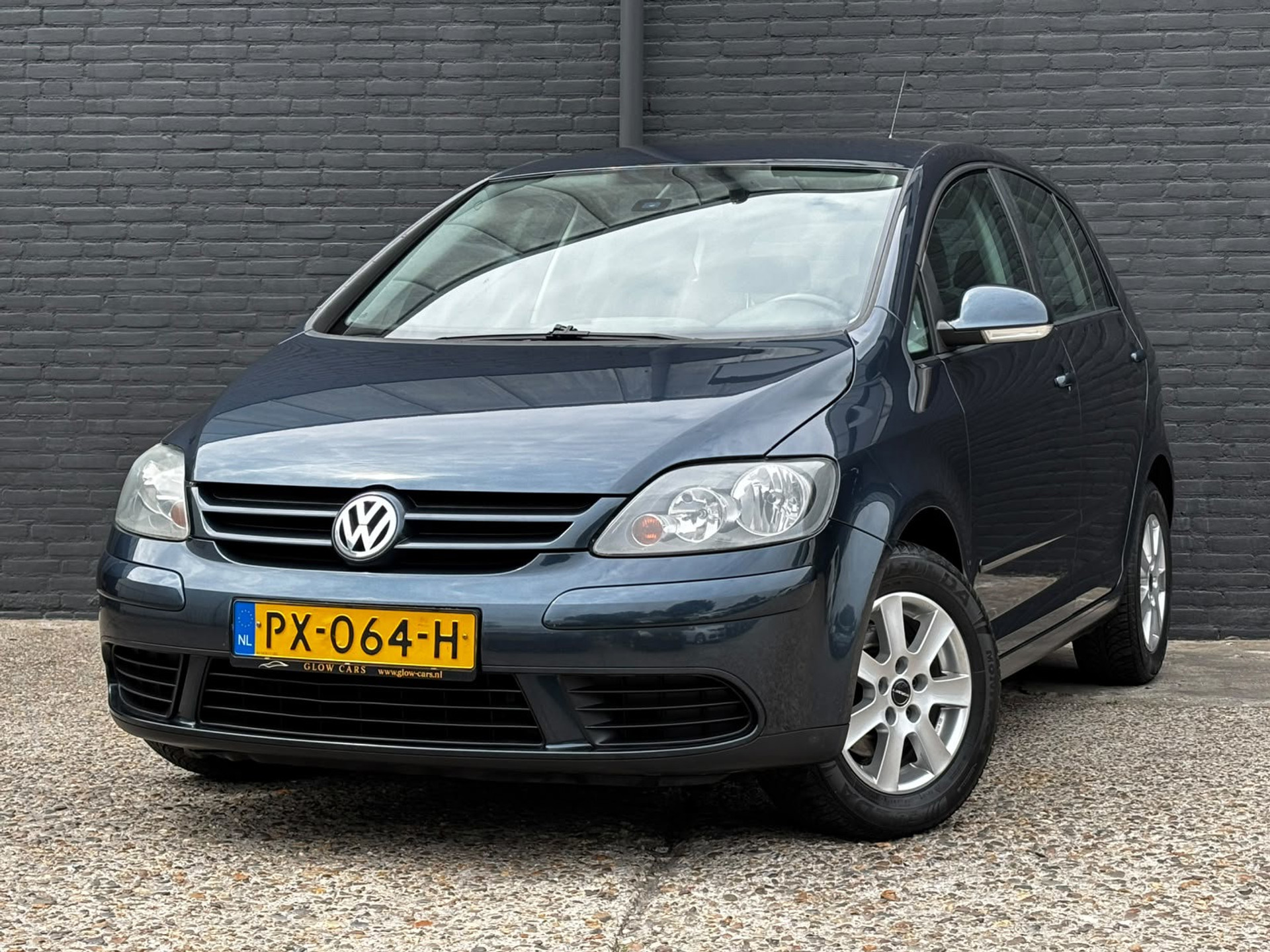 50814766-23.jpg